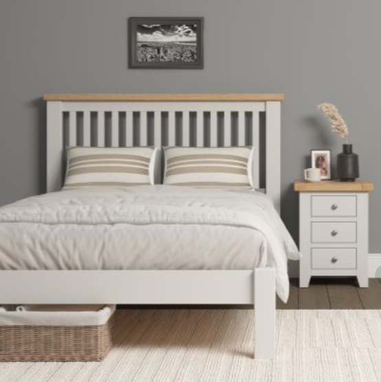 Windsor Bed – Low Foot End Ivory Oak (Available in 4'6" & 5')
