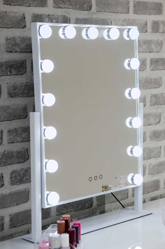 Hollywood Mirror - Tokyo