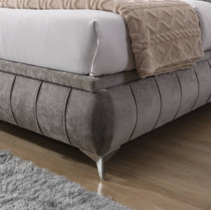 Limerick Storage Bed