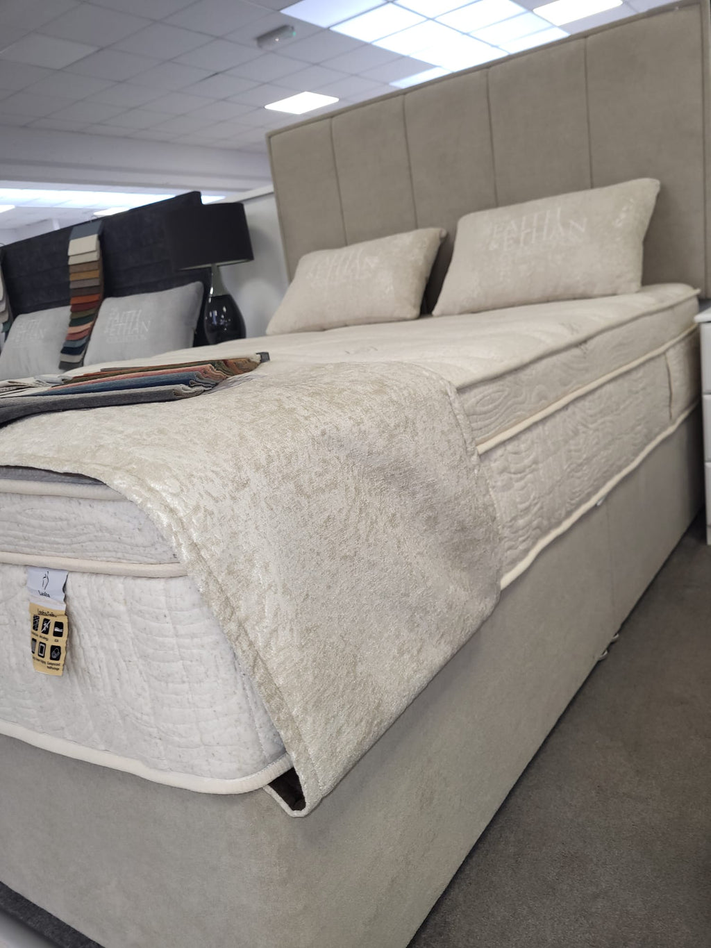 Oslo Full Bed Set