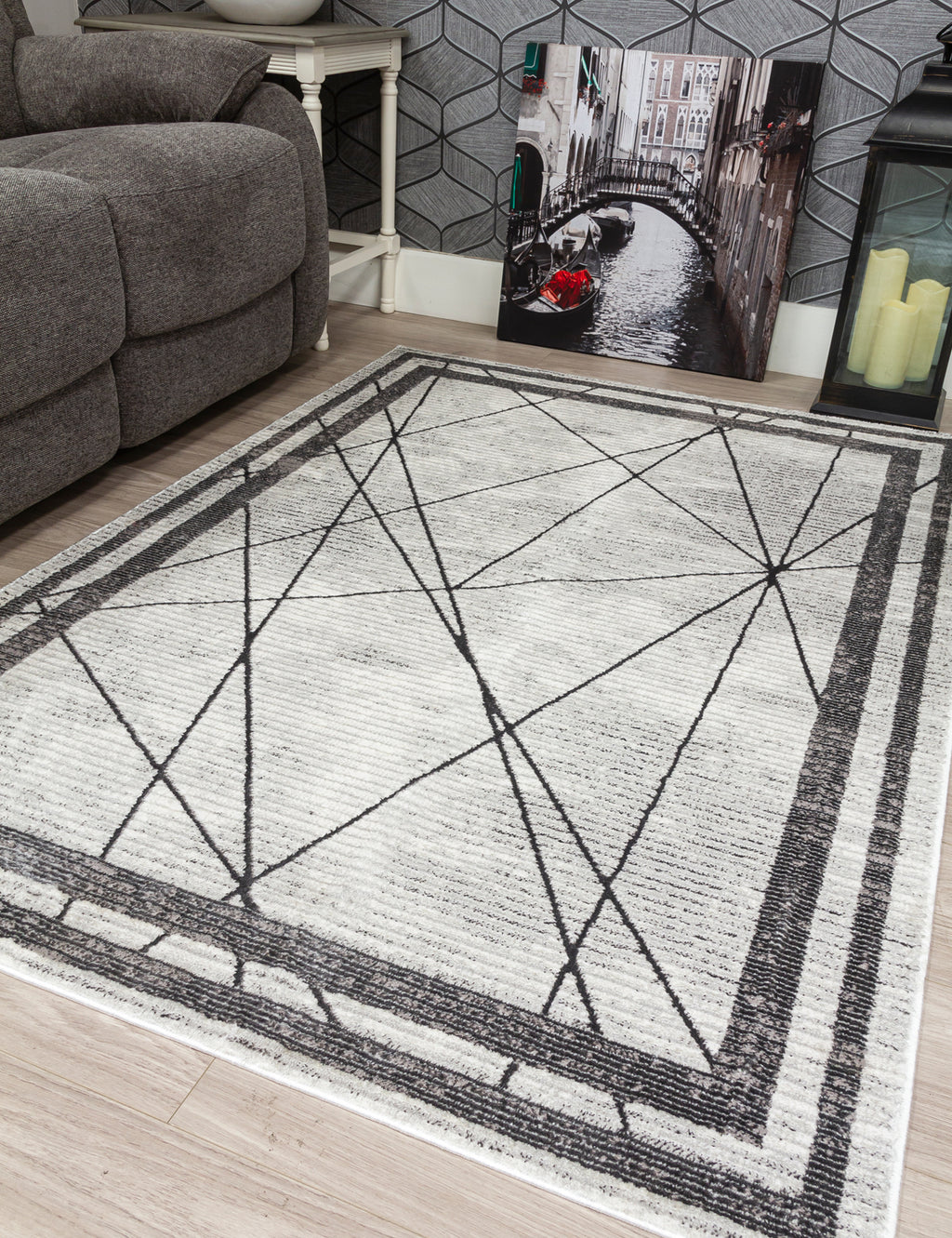 Glitz Art Deco Grey Rug