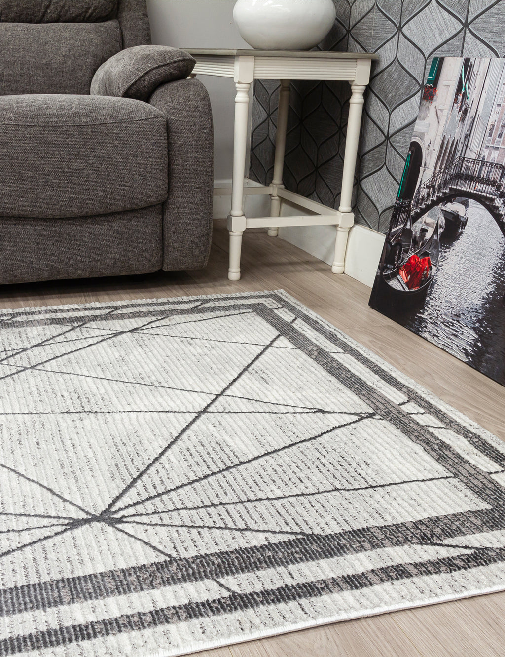 Glitz Art Deco Grey Rug