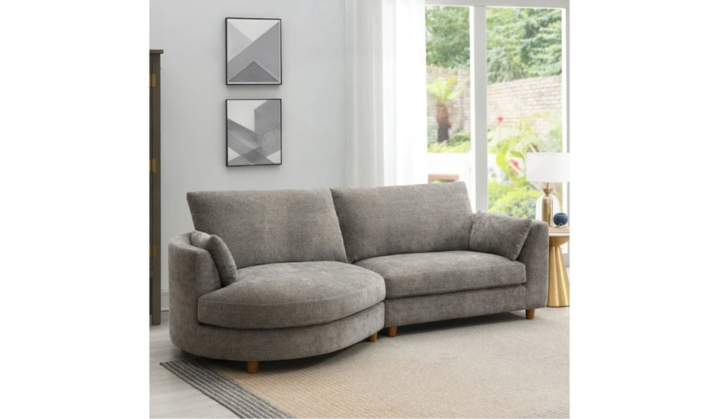 Alina Chaise