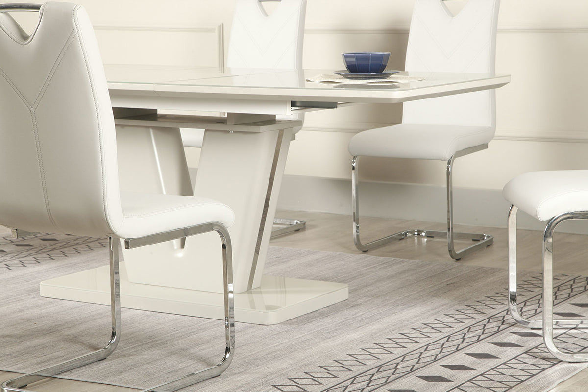 Vicenza Dining Table