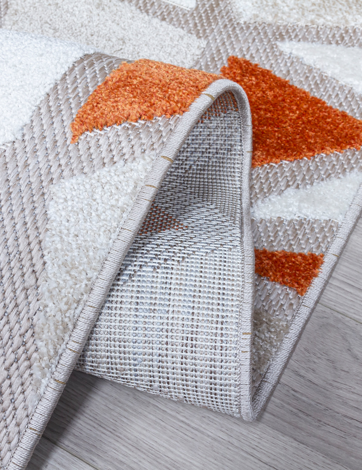 Alessia Loka Terra Rug