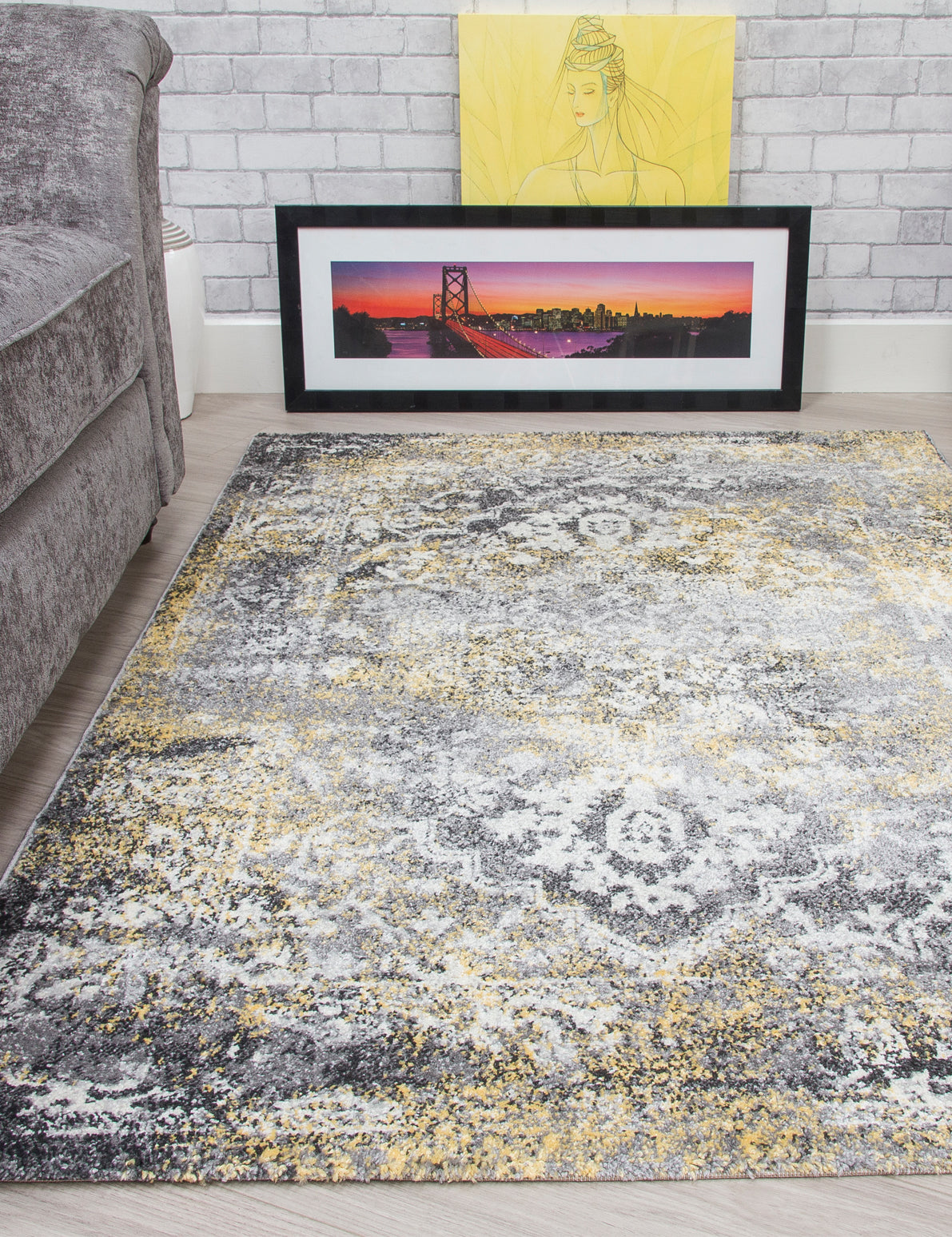 Antika Medallion Yellow Rug