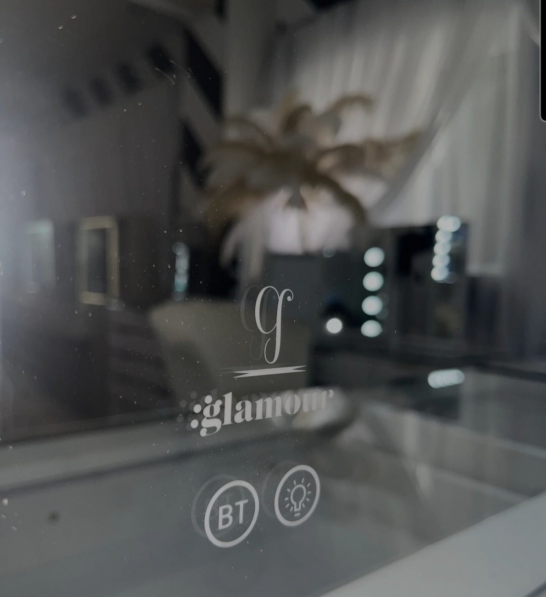 GLAMOUR Hollywood Vanity Mirror Pro