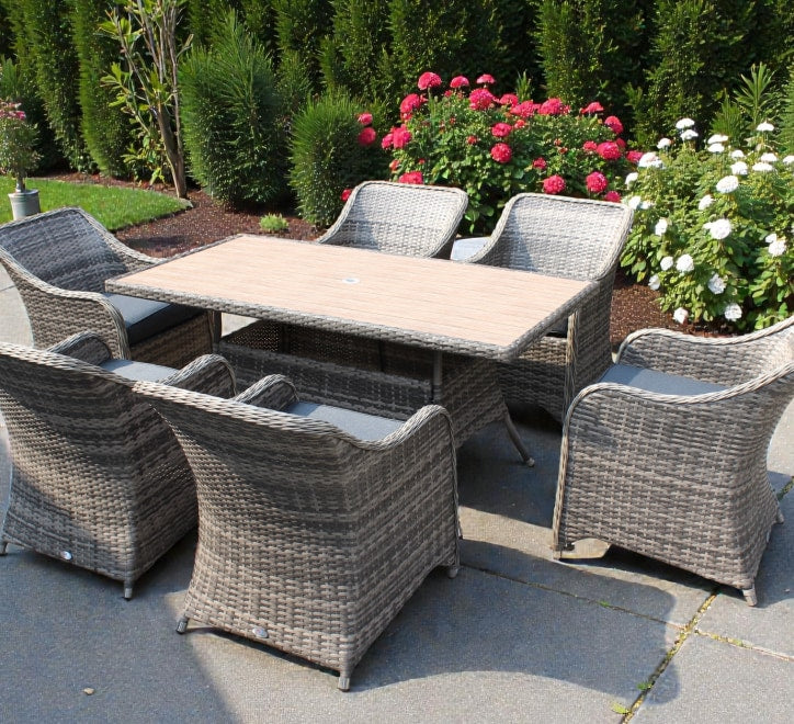 Valencia Garden Set