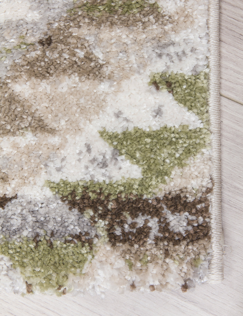 Ardenne Azteca Green Rug